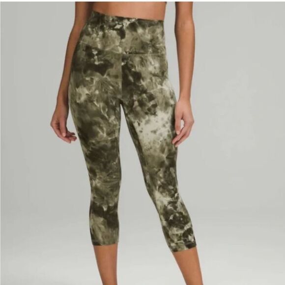 Lululemon Align crop legging Diamond Dye Light Sage Army Green size 20 - Picture 1 of 4